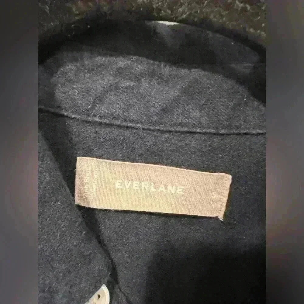 Everlane Men’s Small The Brushed Flannel Button-down Heather Navy Blue